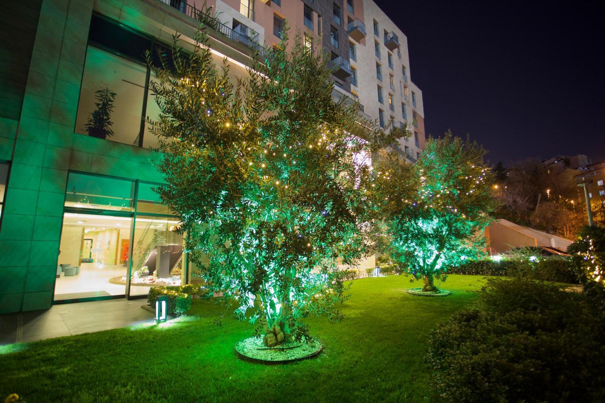 Hilton Garden Inn Istanbul Golden Horn Exterior foto